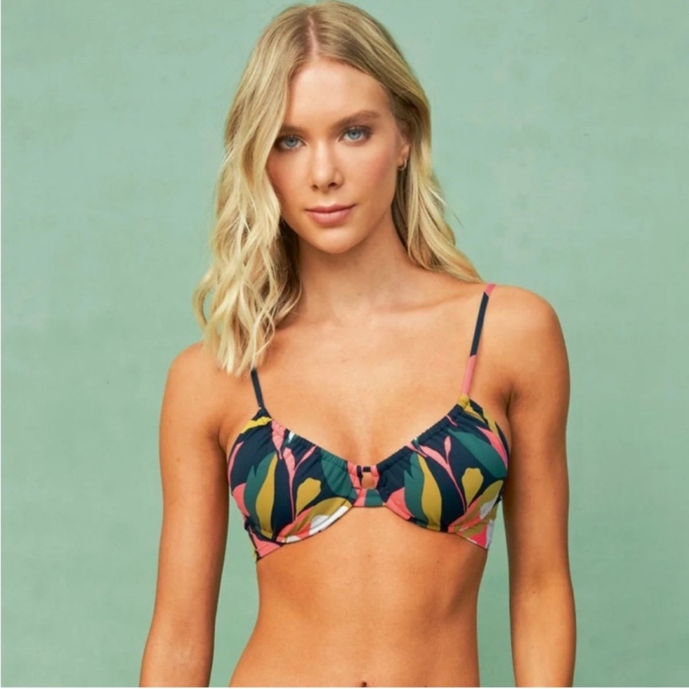 NWT Maaji Black Lush Leaves Jady
